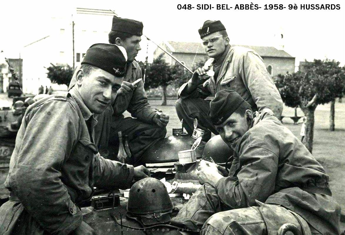 048- Sidi-bel-abbes (environs)- 1958- 9e hussards .jpg